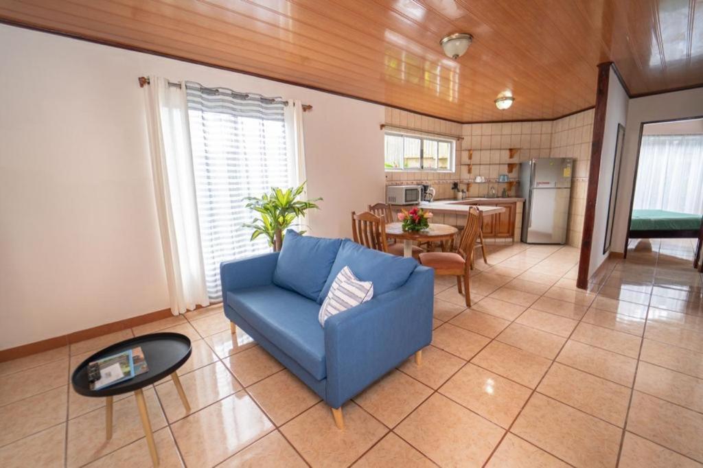 Apartamentos Cristal Кепос Экстерьер фото